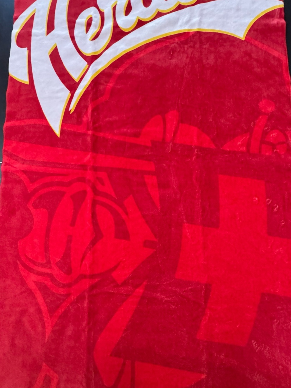 Red Graphic thick, Plush Beach Towel by Hard Core Sport - Picture 3 of 3